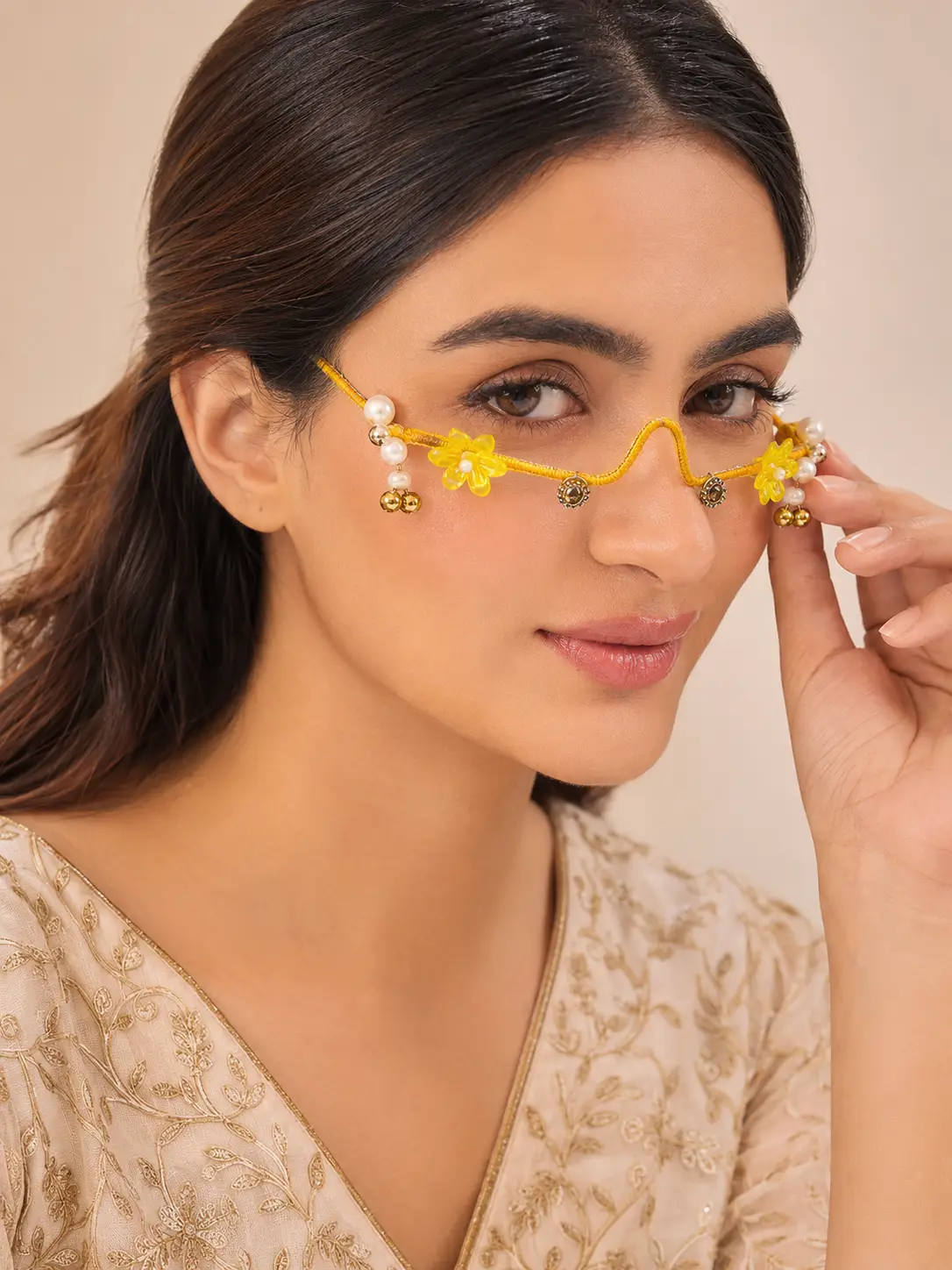Yellow Floral Facelet