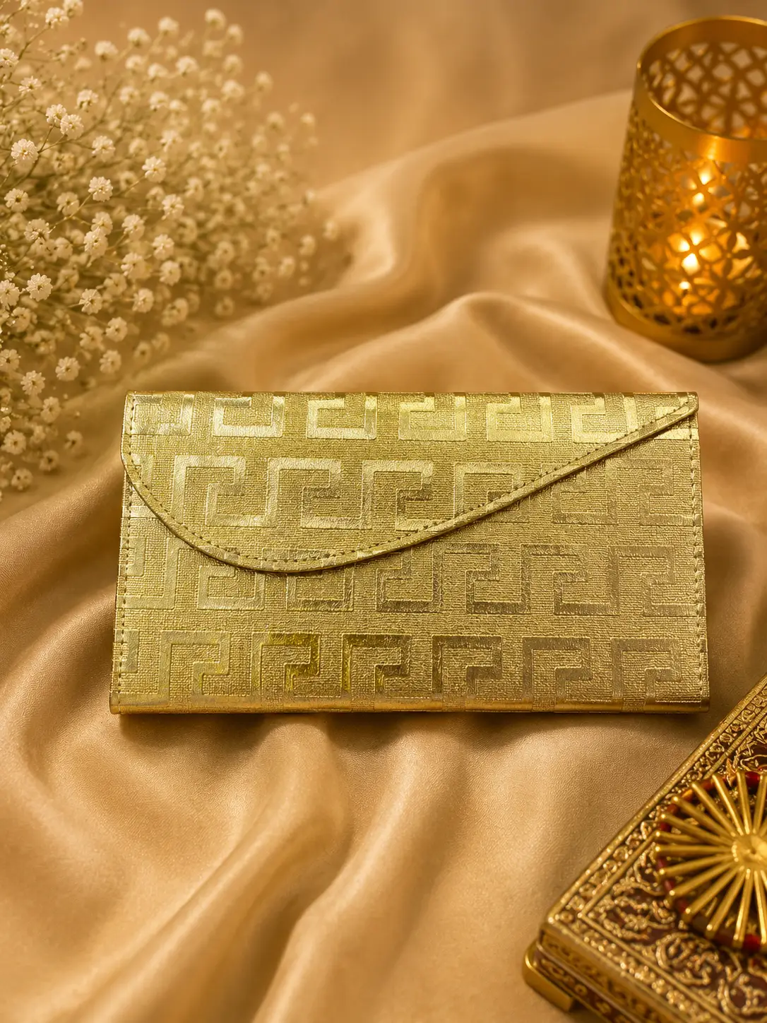 Golden Geometric Envelope