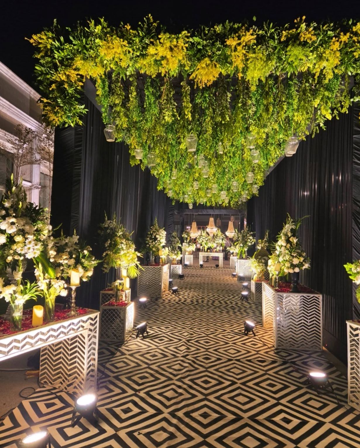 DECOR BY DREAM MERCHANTS WEDDINGS