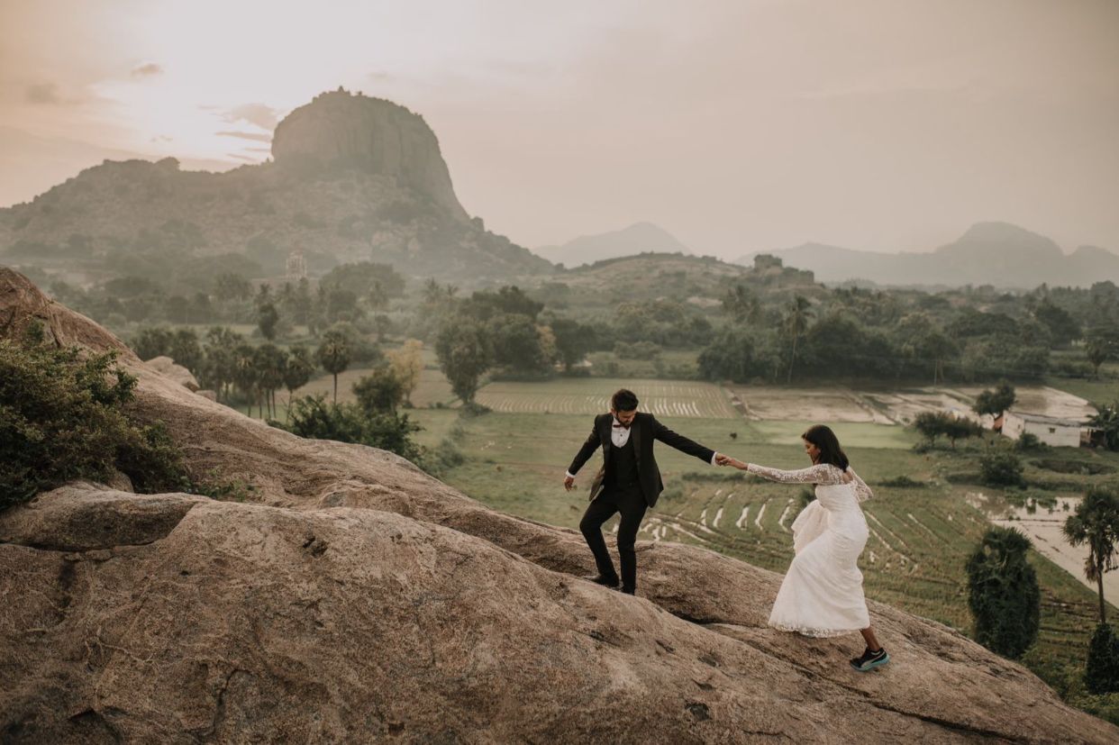 THE WEDDING ARTIST