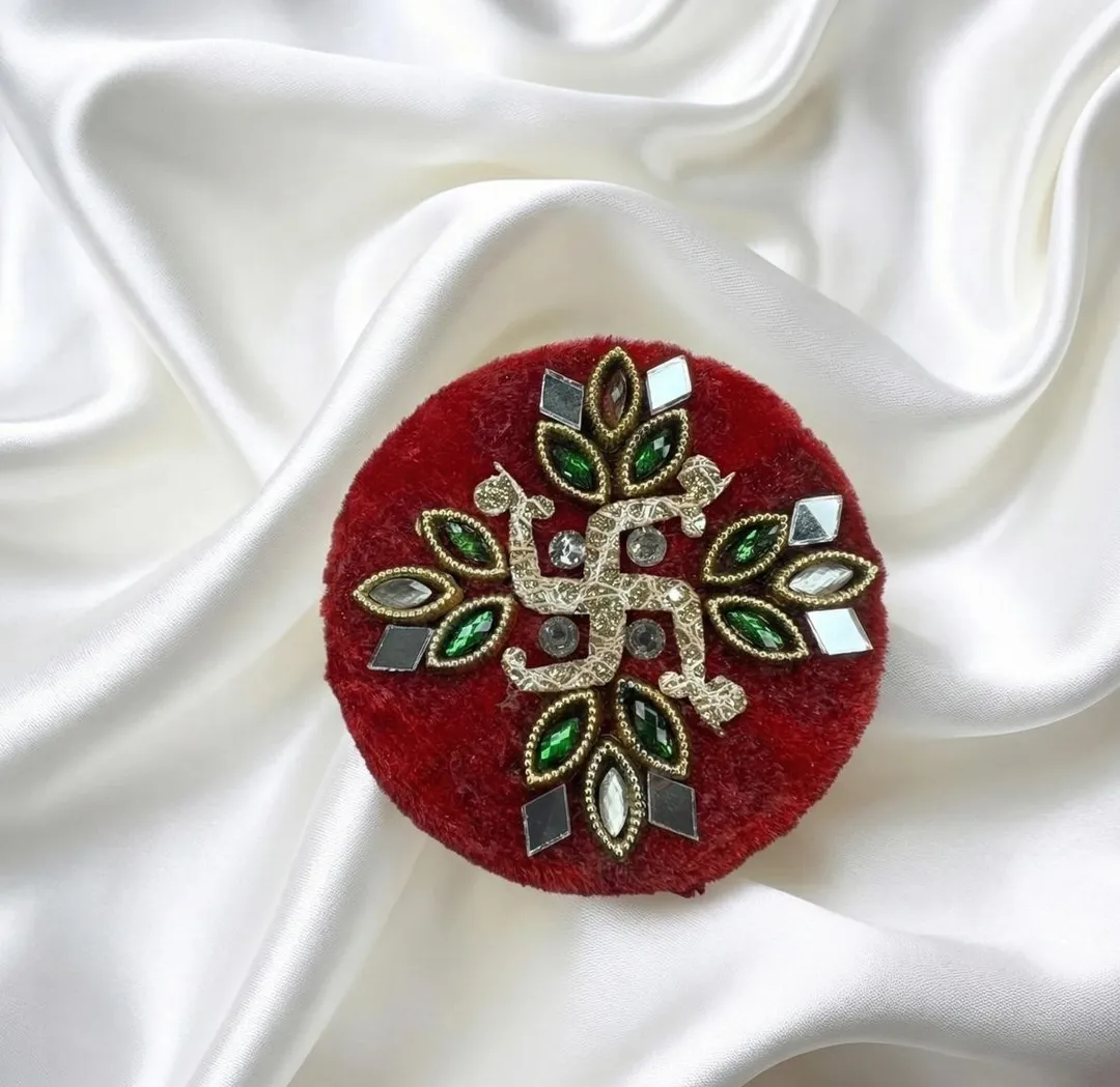 Royal Velvet Sindoor Dabi