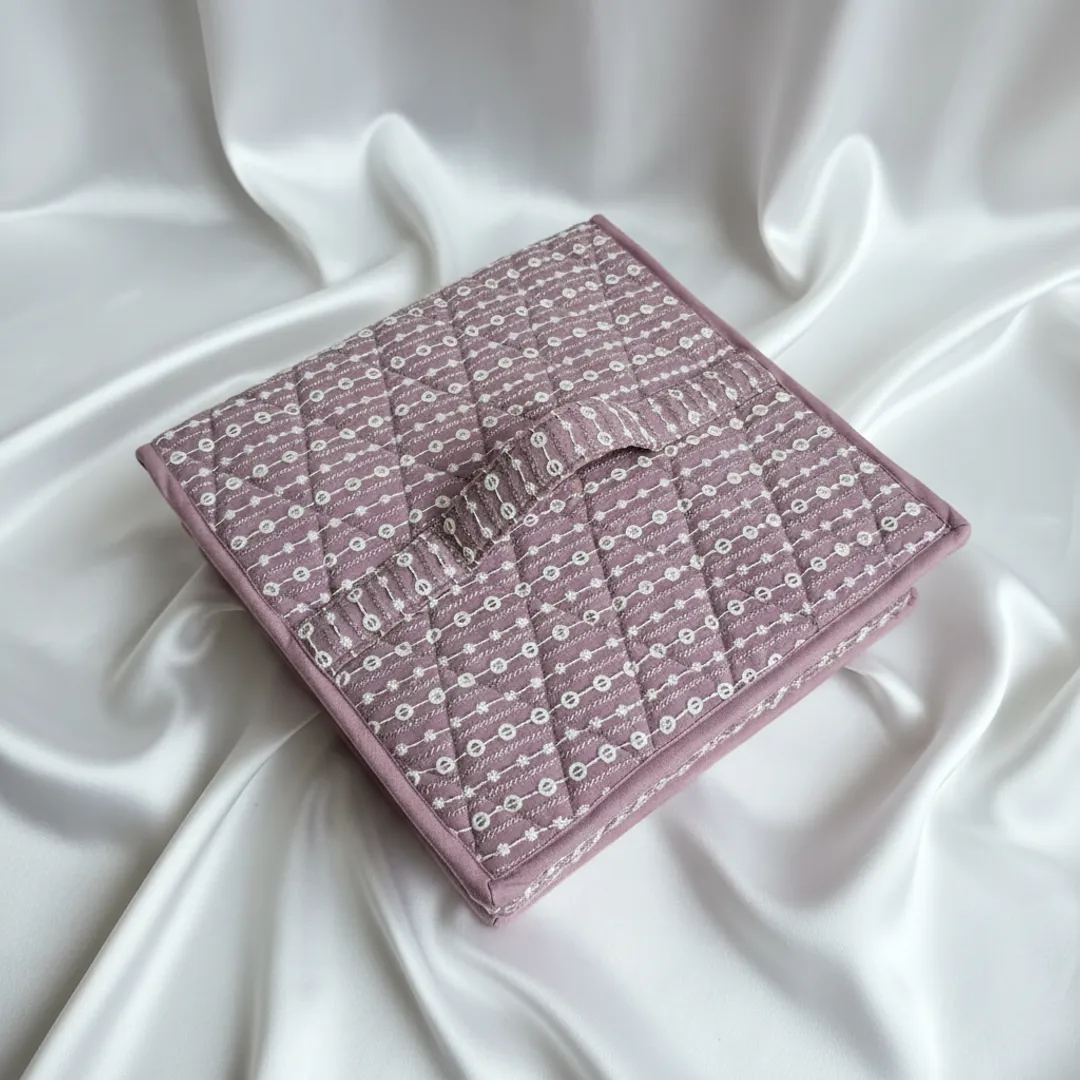 Lilac Ornabox