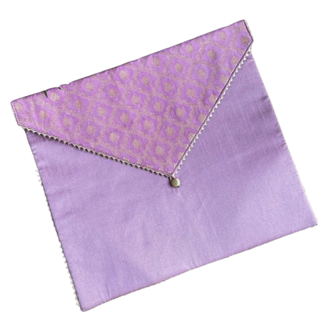 Majestic Wedding Pouch