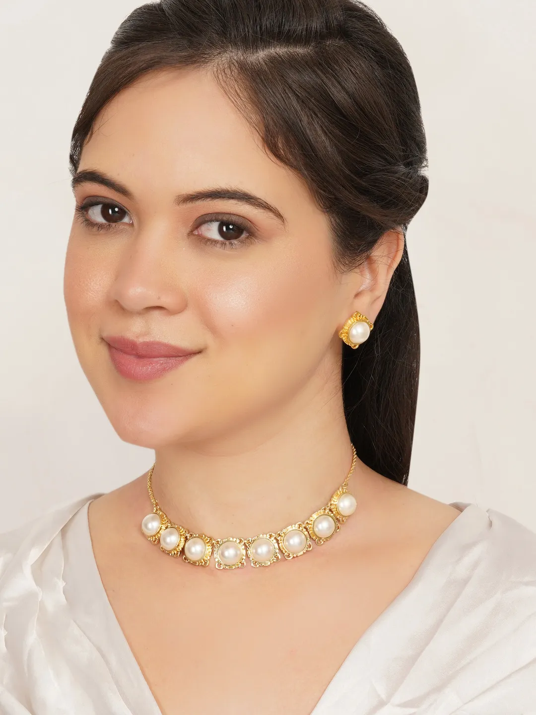 Royal Pearl Halo Necklace Set With Matching Earrings