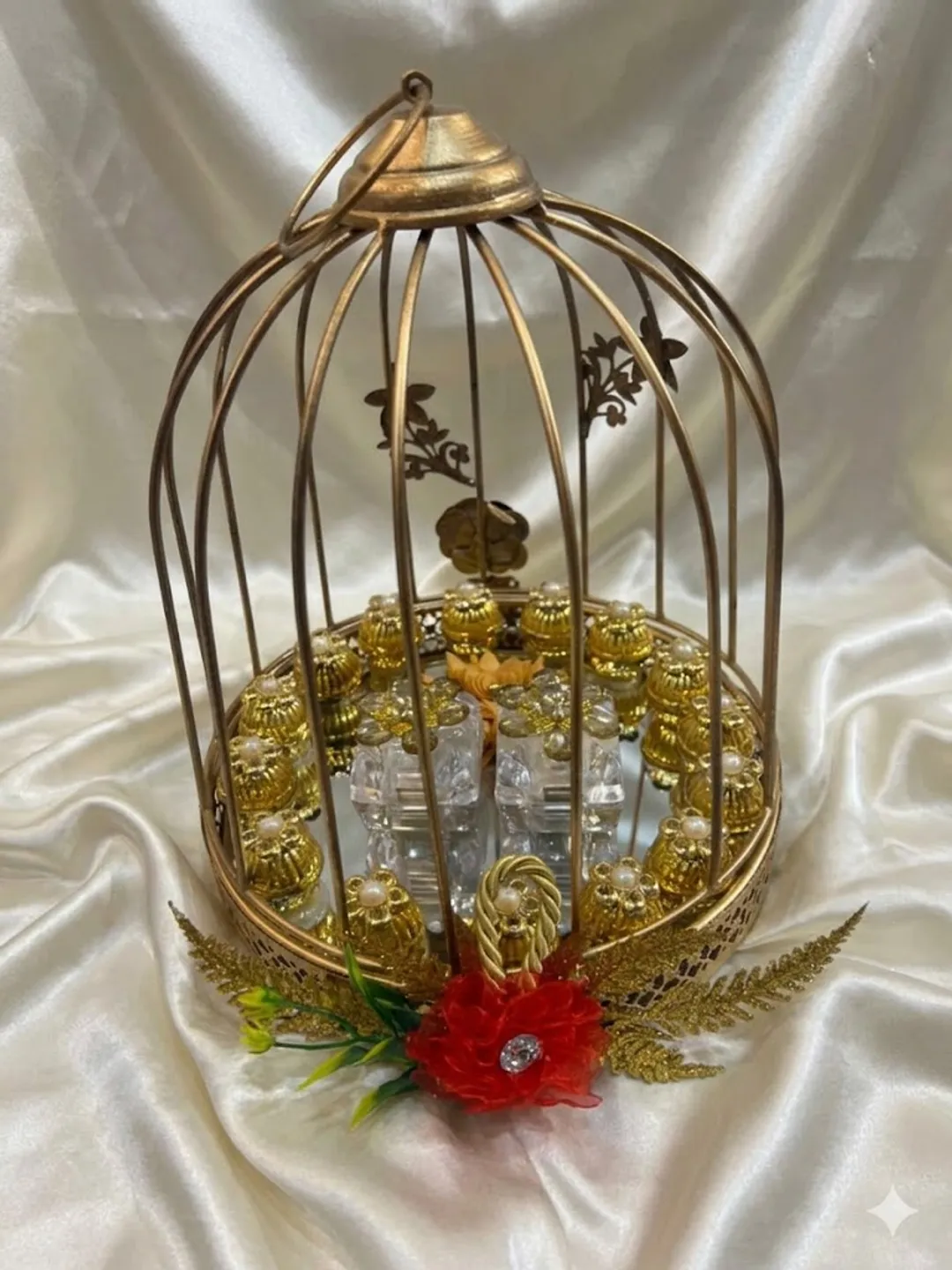 Regal Golden Pearl Birdcage Ring Ceremony Platter