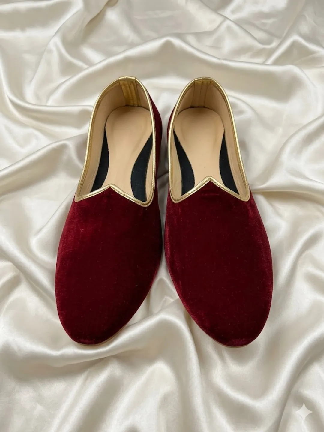 Royal Maroon Velvet Traditional Jutti