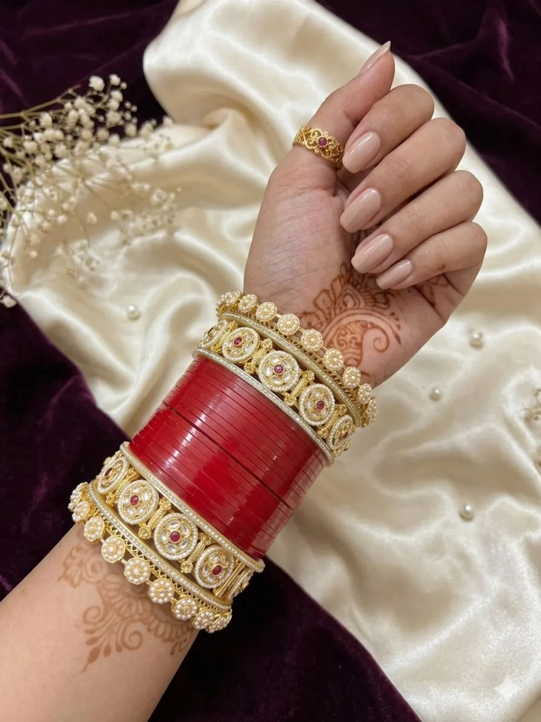 Royal Pearl Ember Chooda Set