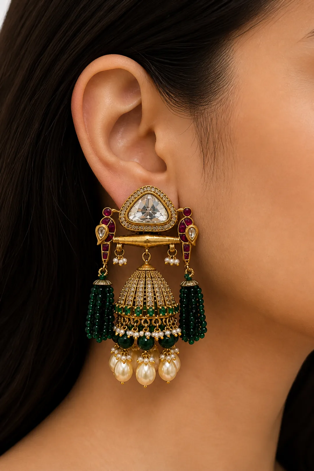 Royal Emerald Kundan Jhumka Chandbali