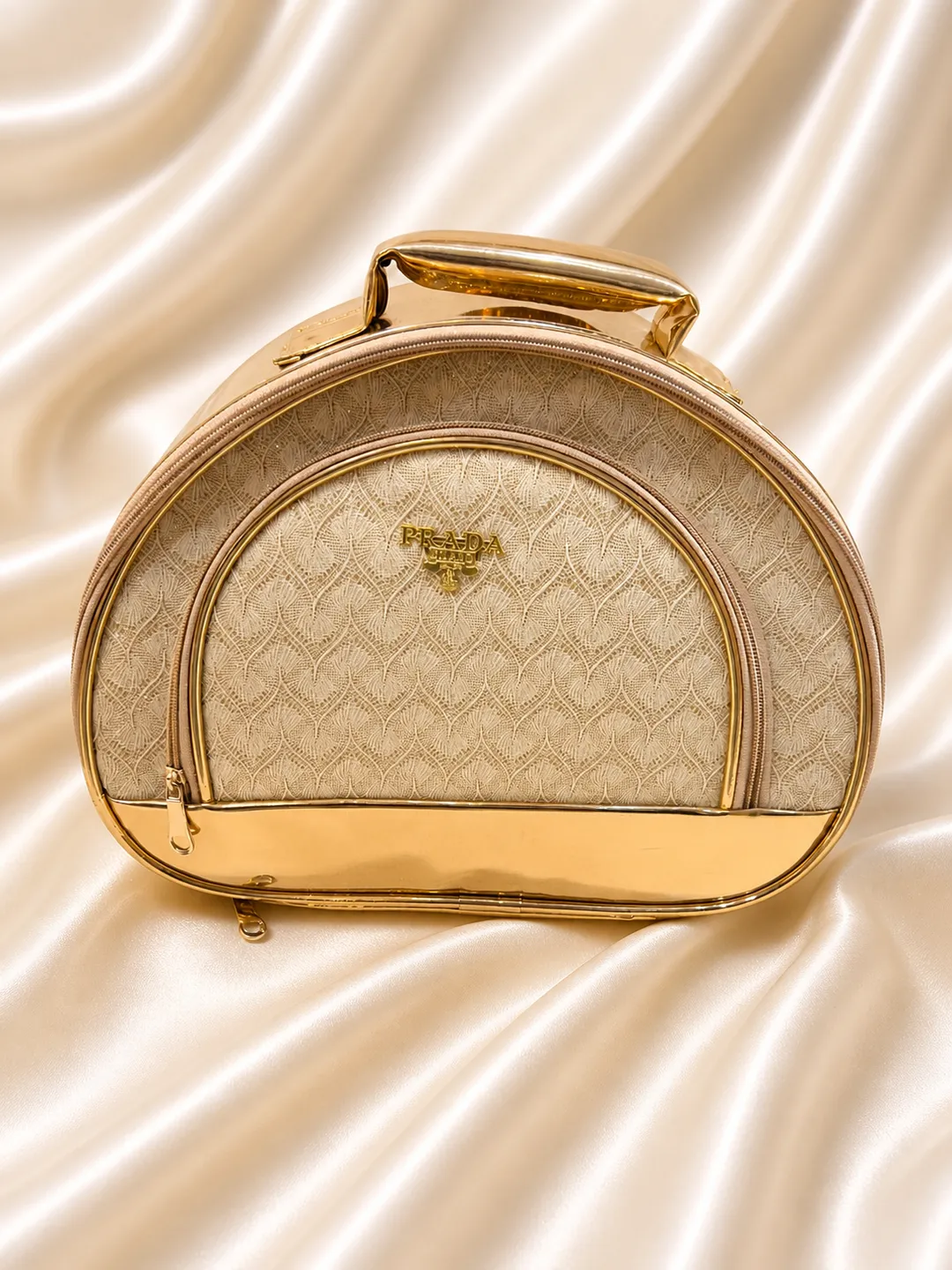 Luxe Aura Round Vanity Case