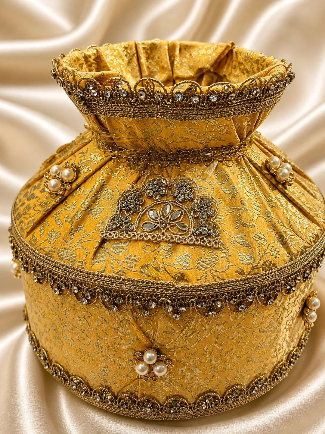 Regal Zari Heirloom Ghroli