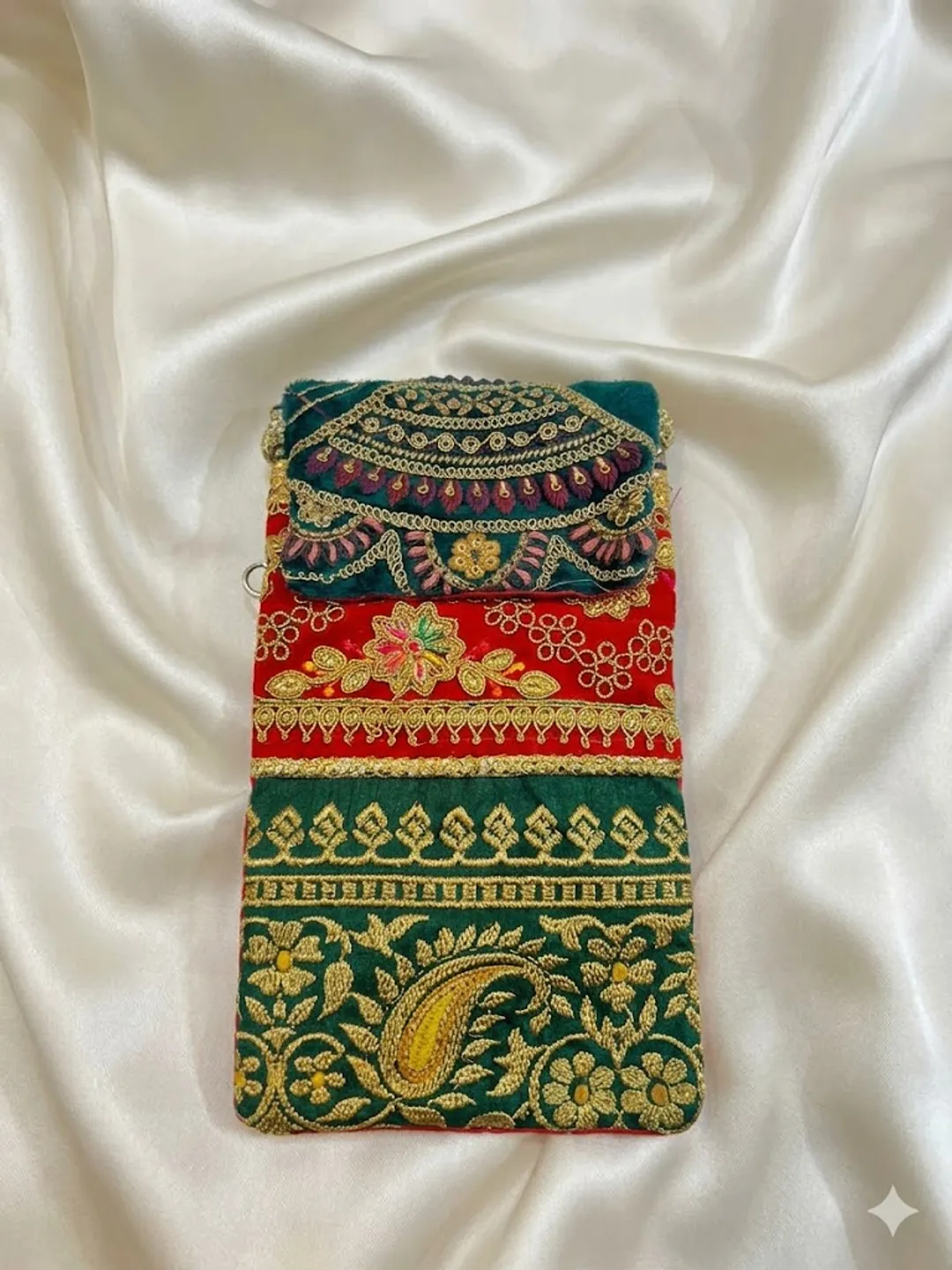 Noor Embroidered Mobile Sleeve
