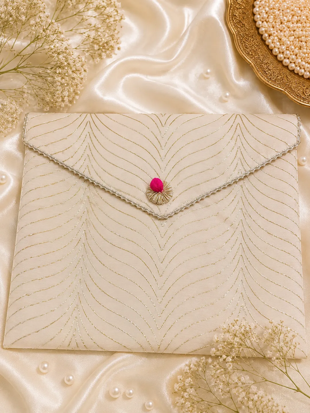 Navrangi Bridal Saree Holder