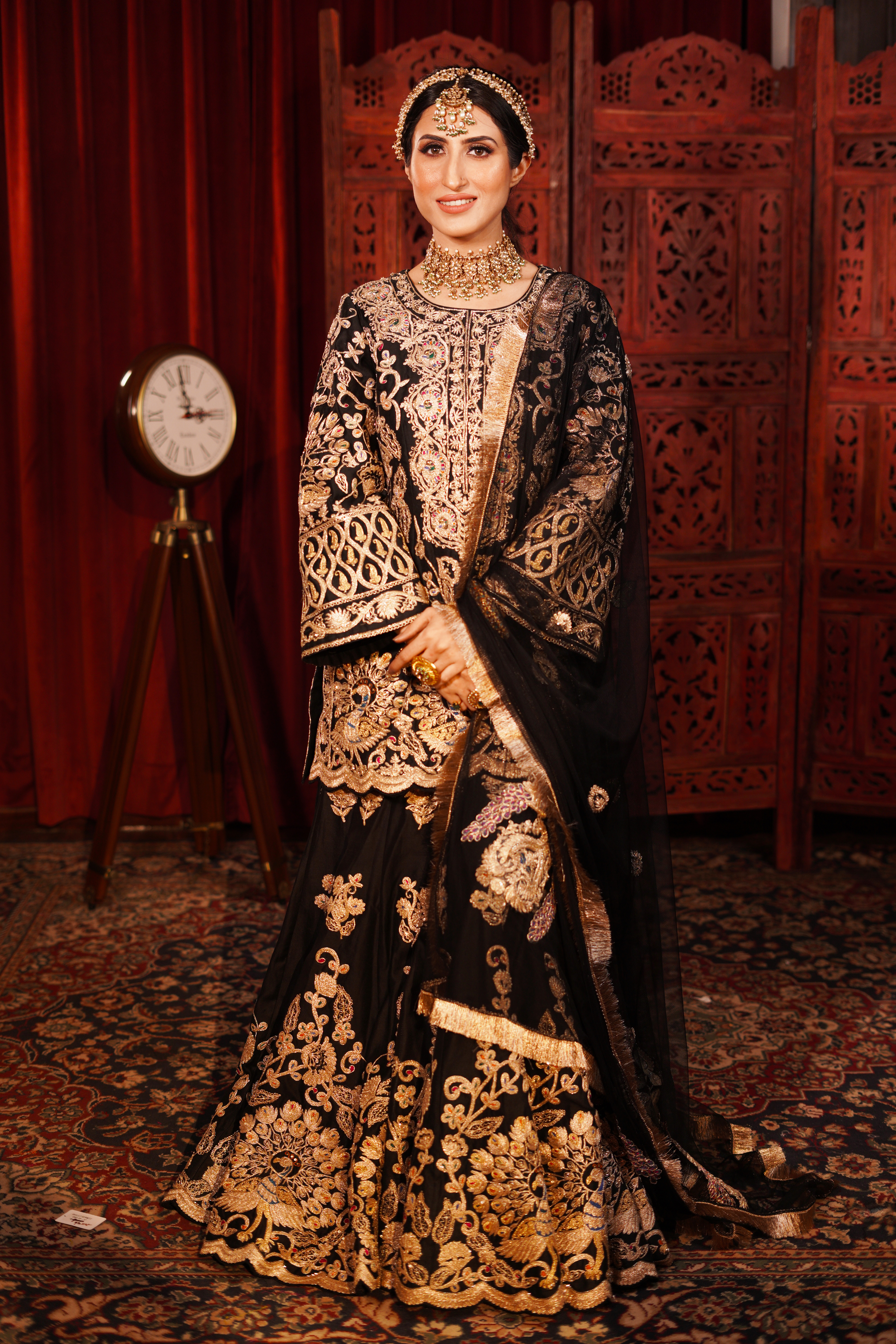 Falak (Black Rimple Sharara)
