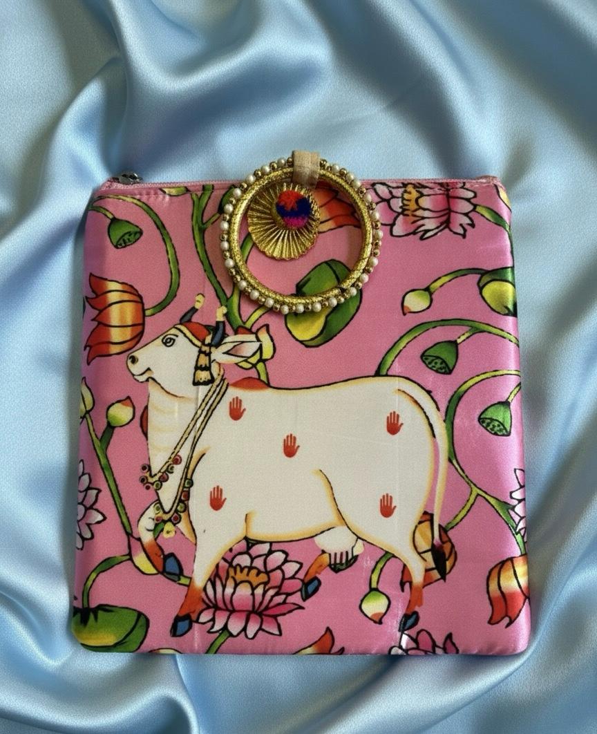 Light Pink Cow Design Bangri