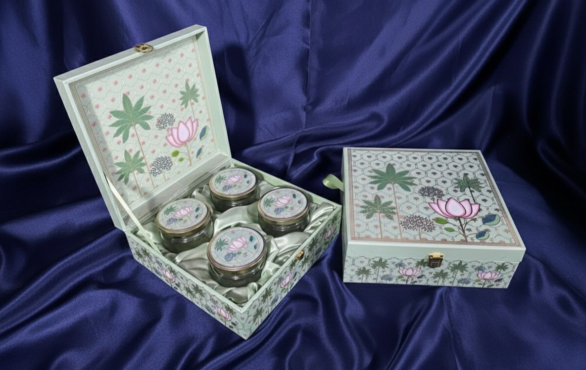 Green Lotus Bhaji Box